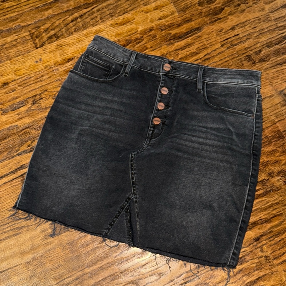 NEW NWT Sanctuary Black Exposed Button Fly Denim Skirt Size 30
